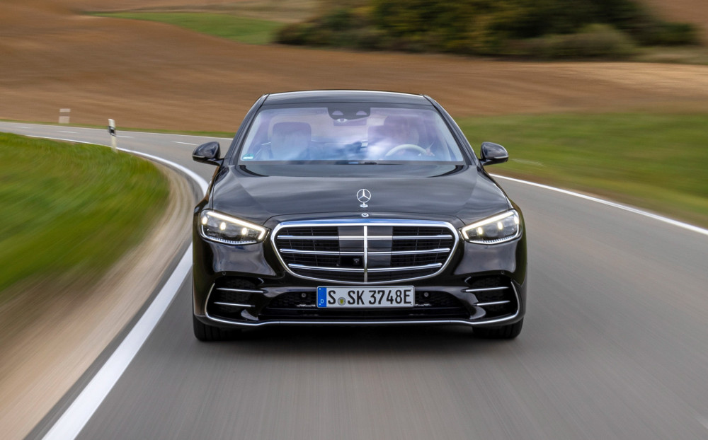 Mercedes S580e Hybrid Now Has 4Matic AWD Option